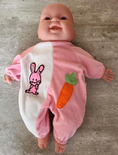 Bábika s modrými očami, 