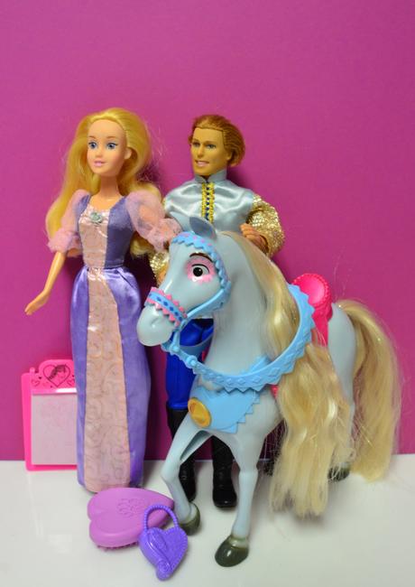Barbie bábiky princezná,