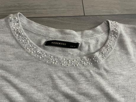 Sveter s kamienkami s, reserved,s