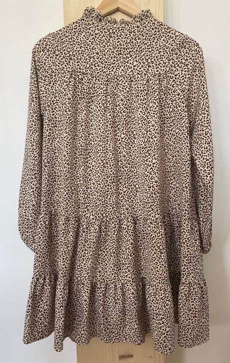 Volanove saty s gepardim vzorom, 36