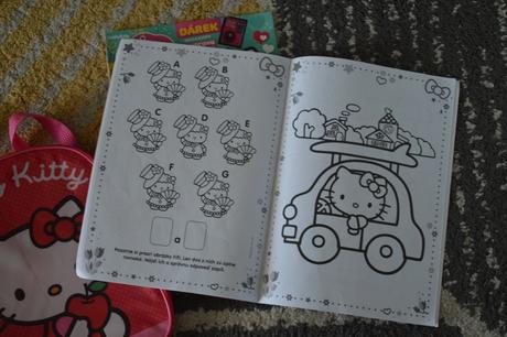 Ruksačik hello kitty, vymalovánky, časopis,