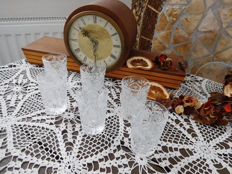 Brúsené sklo poldecáky 6 kusov, 