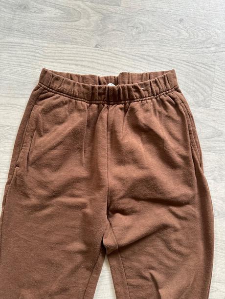 Hnedé teplaky, sinsay,s