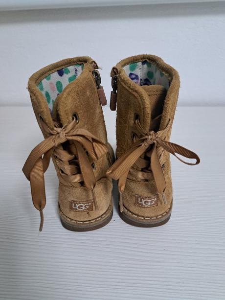 Čižmy ugg, ugg,23