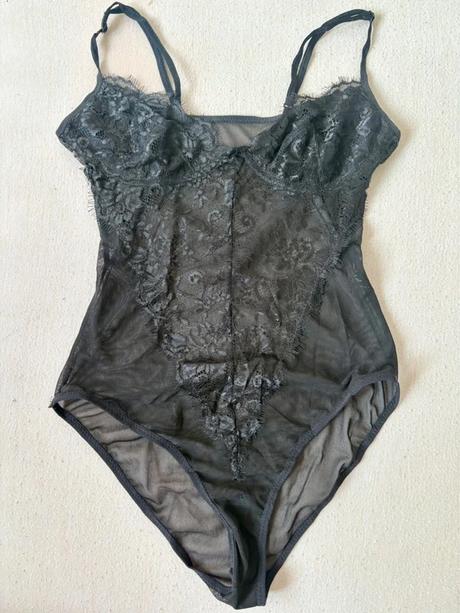 Elegantné čierne čipkované body, lingerie body, s