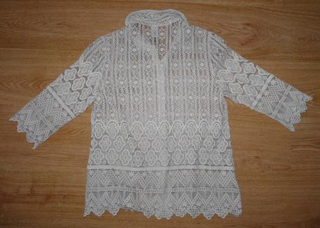 Krajková na gombíky, m