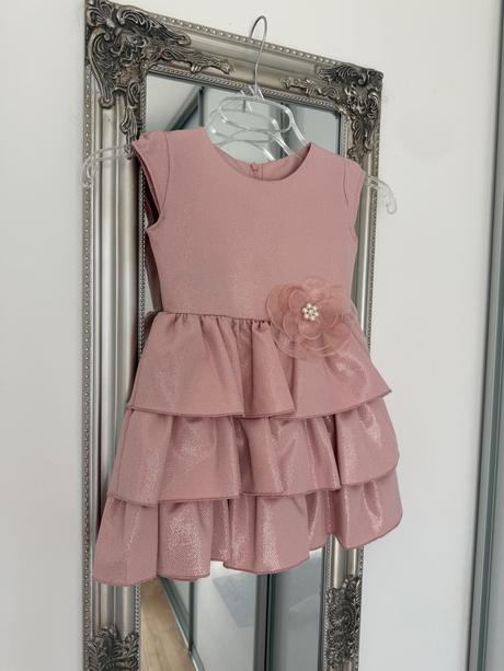 Spolocenske saty v.104, 104