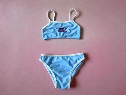 Dievčenské plavky, 104