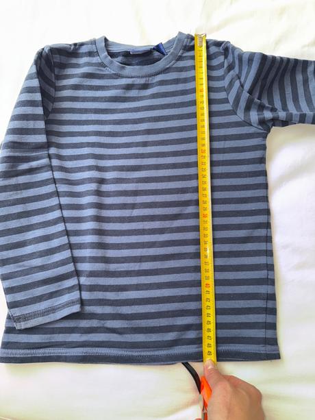 2x teple tričko 122/128, lupilu,128