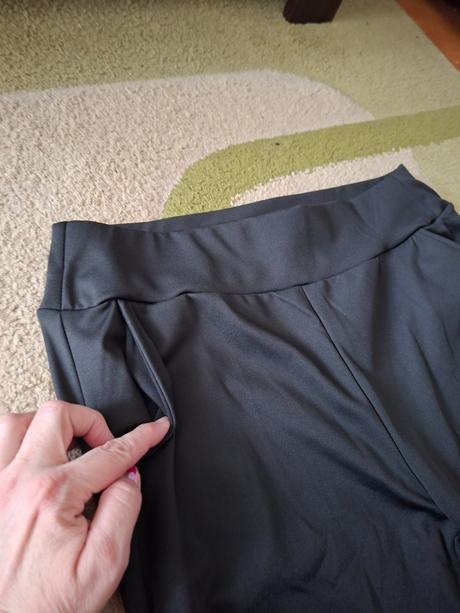 Zateplené lesklé zvonov legíny č.xl, xl