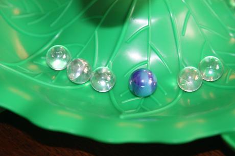 Hra wackelblume - kapky rosy - od 5 rokov, 