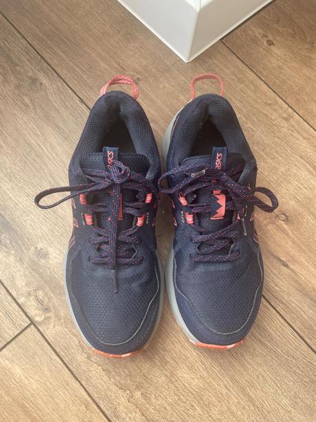 Botasky, asics,37