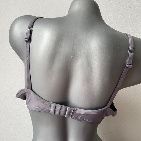 Dámska podprsenka, 70b