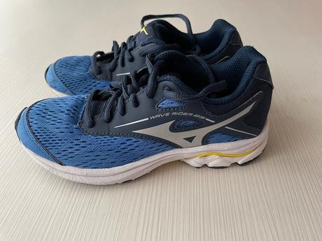 Športové tenisky, mizuno,32