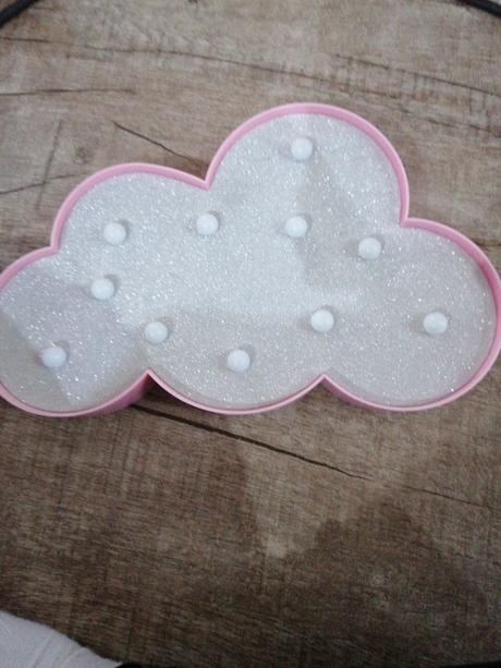 Obláčik lampa na stenu mam 2 ks, 