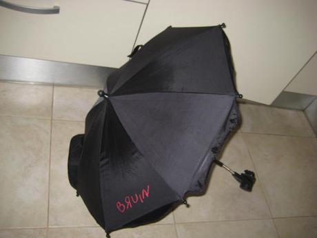 Slnečník bruin s univerzálnym upínaním na kočík, 