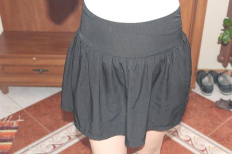 Krátka letná sukňa s vysokým pásom, fishbone,m