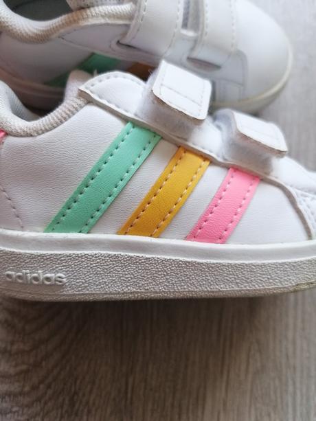 Biele tenisky, adidas,20