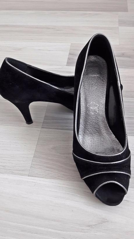 Čierne lodičky s otvorenou špičkou, č. 37, 37