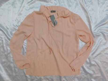 Kvalitna pekna bluzka, 40