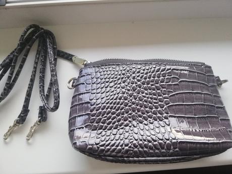 Kabelka carpisa do ruky i na plece, carpisa