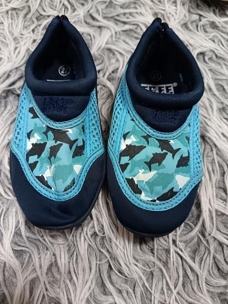 Topánky do vody, 21