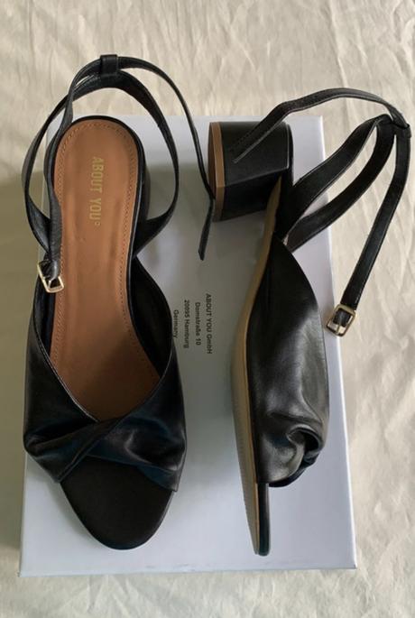 Kožené sandálky, 40