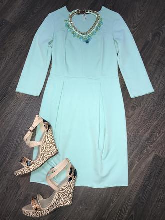 Mentolové šaty, s