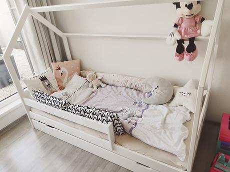 Detská posteľ domček,masív,rôzne veľkosti, šírka (cm): 80,dĺžka (cm): 160