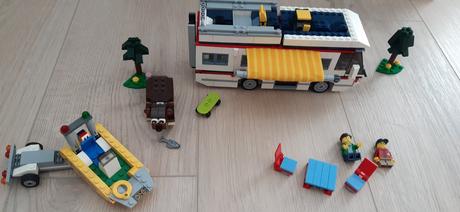 Lego 31052 útek na dovolenku,