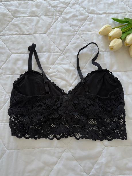 Elegantná čipkovaná podprsenka, 80a