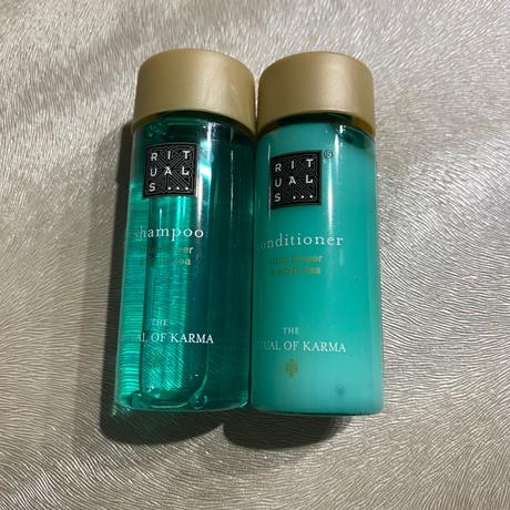 Dekoratívna kozmetika revolution + darčeky,