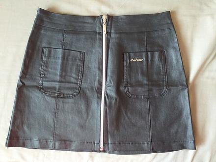 Sukna la pierre s, s