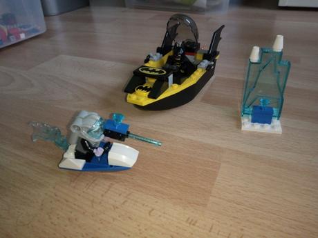 Lego juniors batman vs. mr. freeze, 