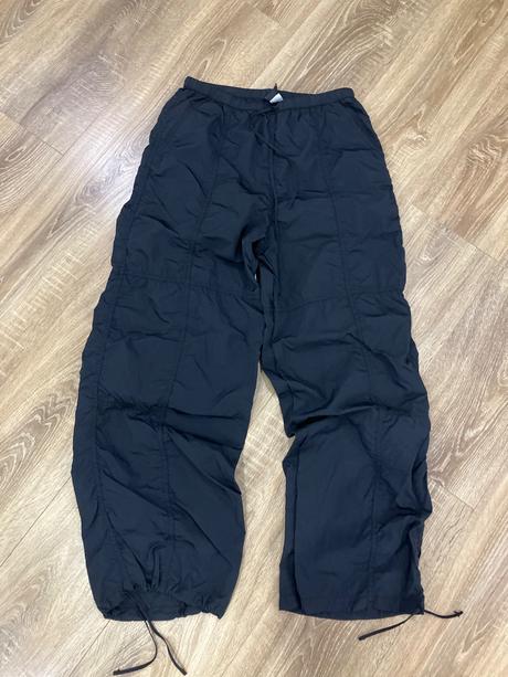 Nohavice šušťakové, h&m,xs