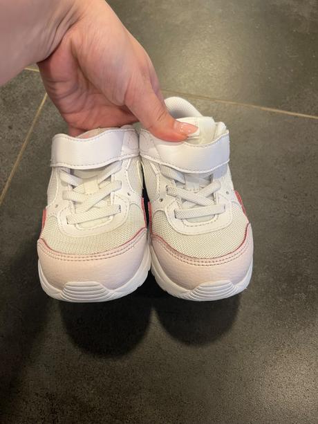 Predám tenisky, nike,26