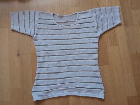 Extravagantný sveter veľ s, s