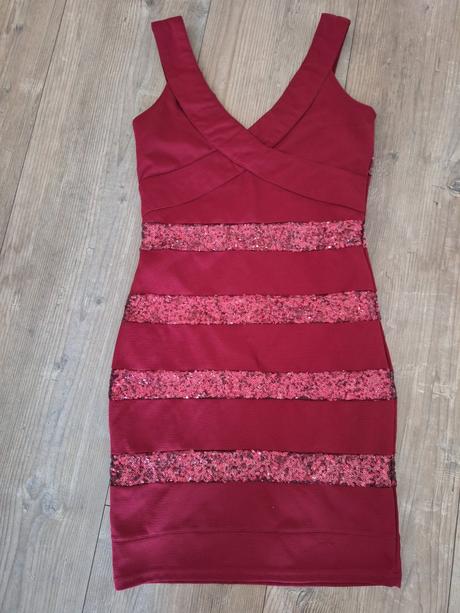 Bordove šaty s flitrami, amisu,38