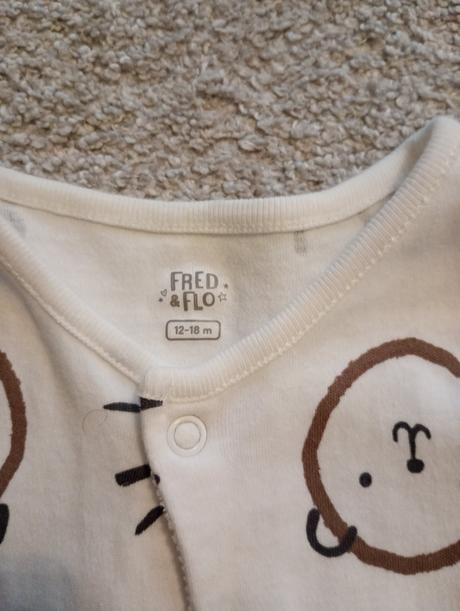 Macíkové pyžamká, 86