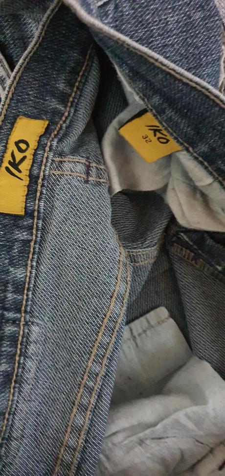 Riflove sortky iko, 32