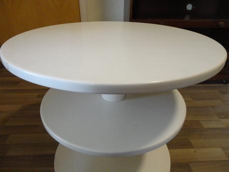 Stôl konferenčný - kruhový,