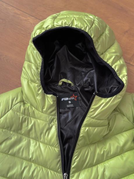 Nenosená bundička, new yorker,s