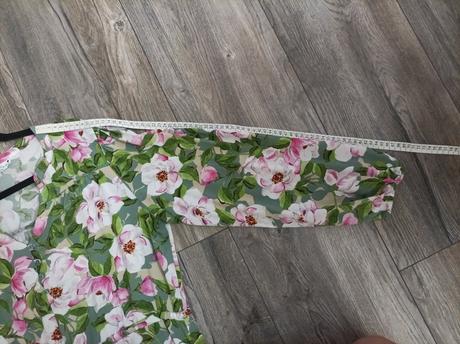 Krásne šaty s kvetmi, reserved,xl