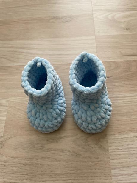 Papučky pre bábätko, <17