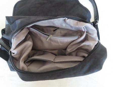 Čierny kabelkový ruksak,