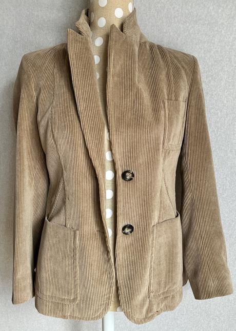 Značkové menšestrákové sako, 38