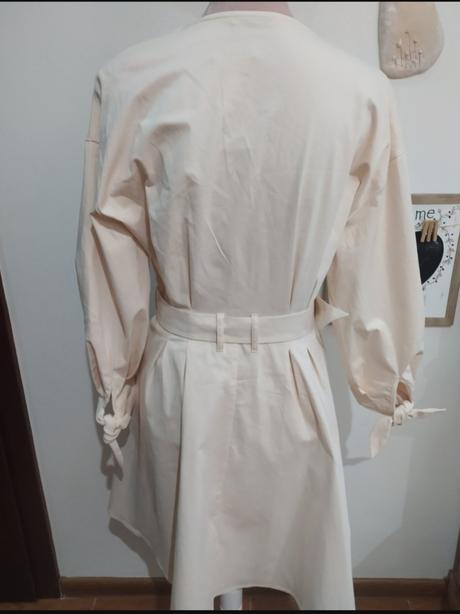 Krásne krémové šaty, orsay,38