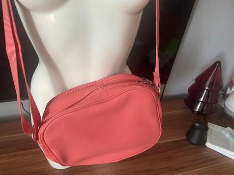 Lacoste kabelu, lacoste