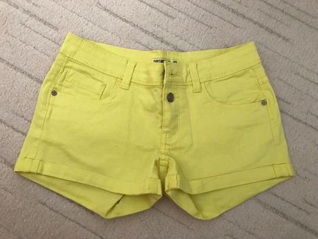 Damske zlte sortky, terranova,s