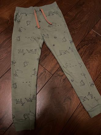 Zelené tepláky 116, 116